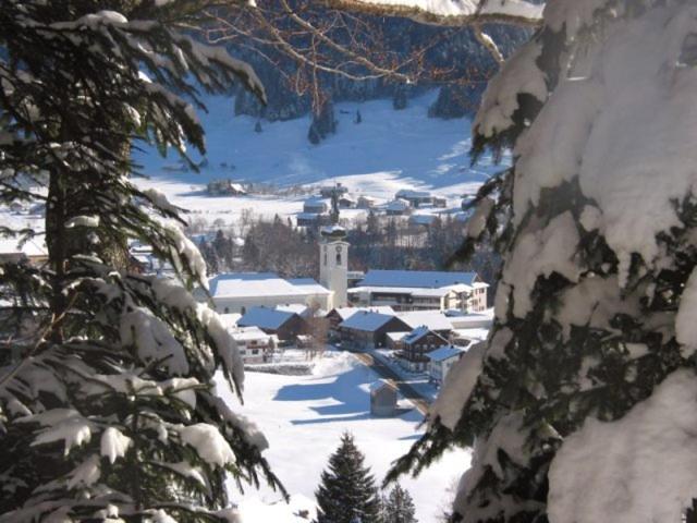 Hotel Oxa Hittisau Buitenkant foto