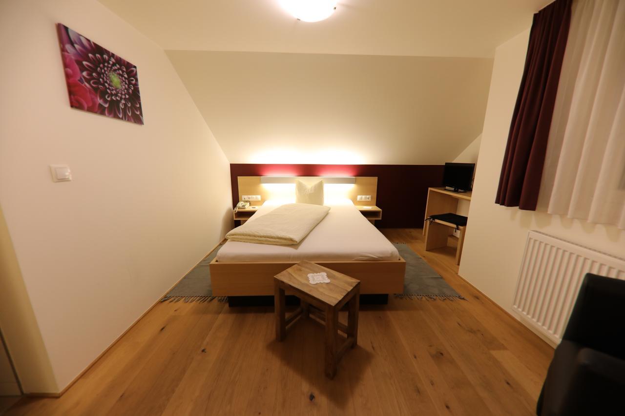 Hotel Oxa Hittisau Buitenkant foto