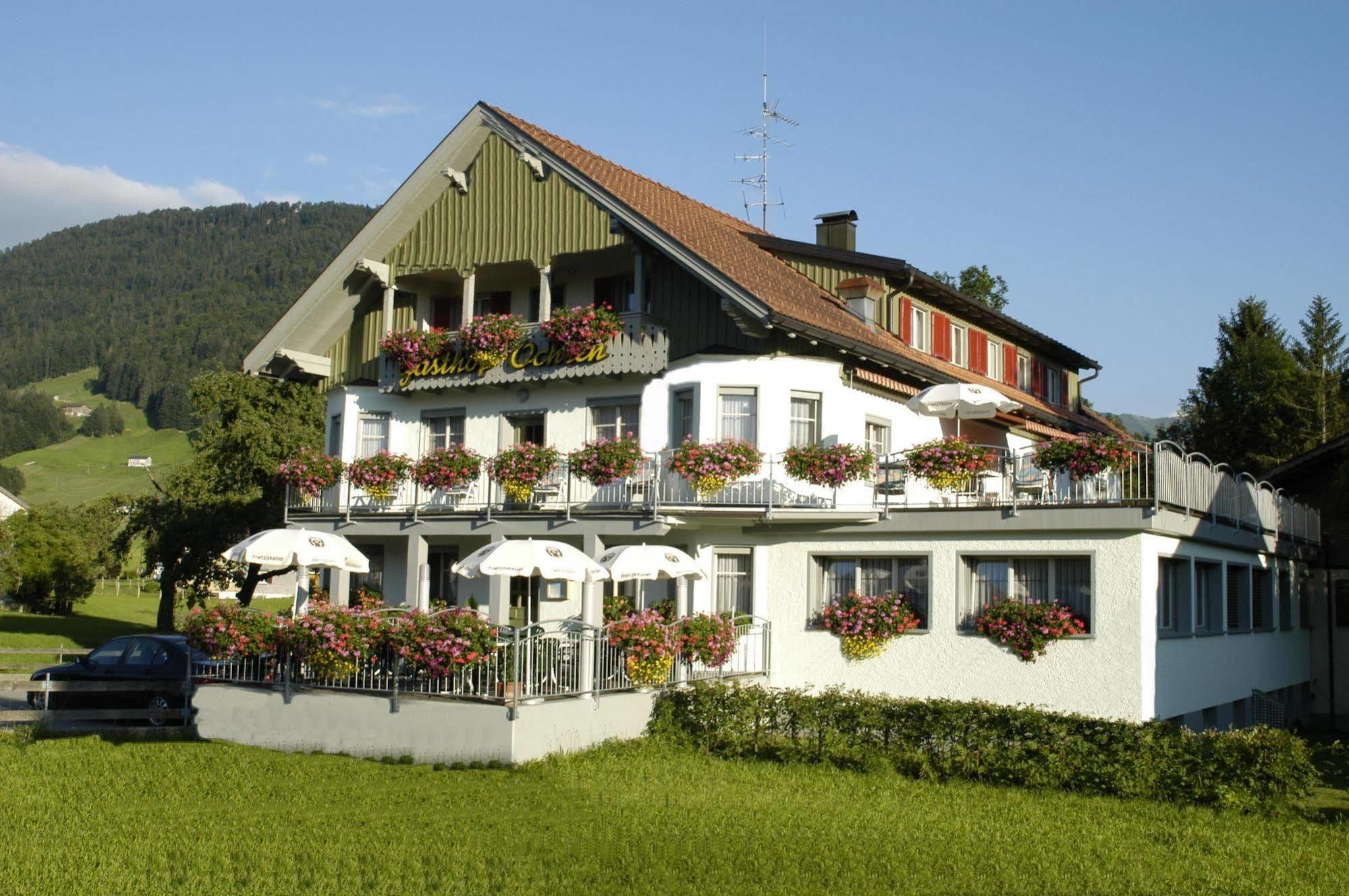 Hotel Oxa Hittisau Buitenkant foto